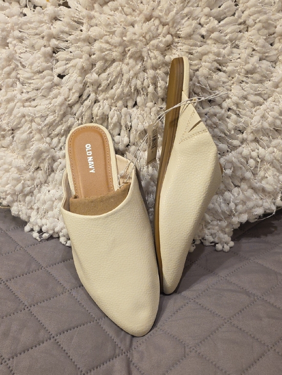Old Navy Shoes - Old Navy Cream Faux Leather Slip-On Pointed Mules